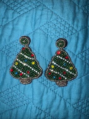 Beaded Christmas Tree Earrings